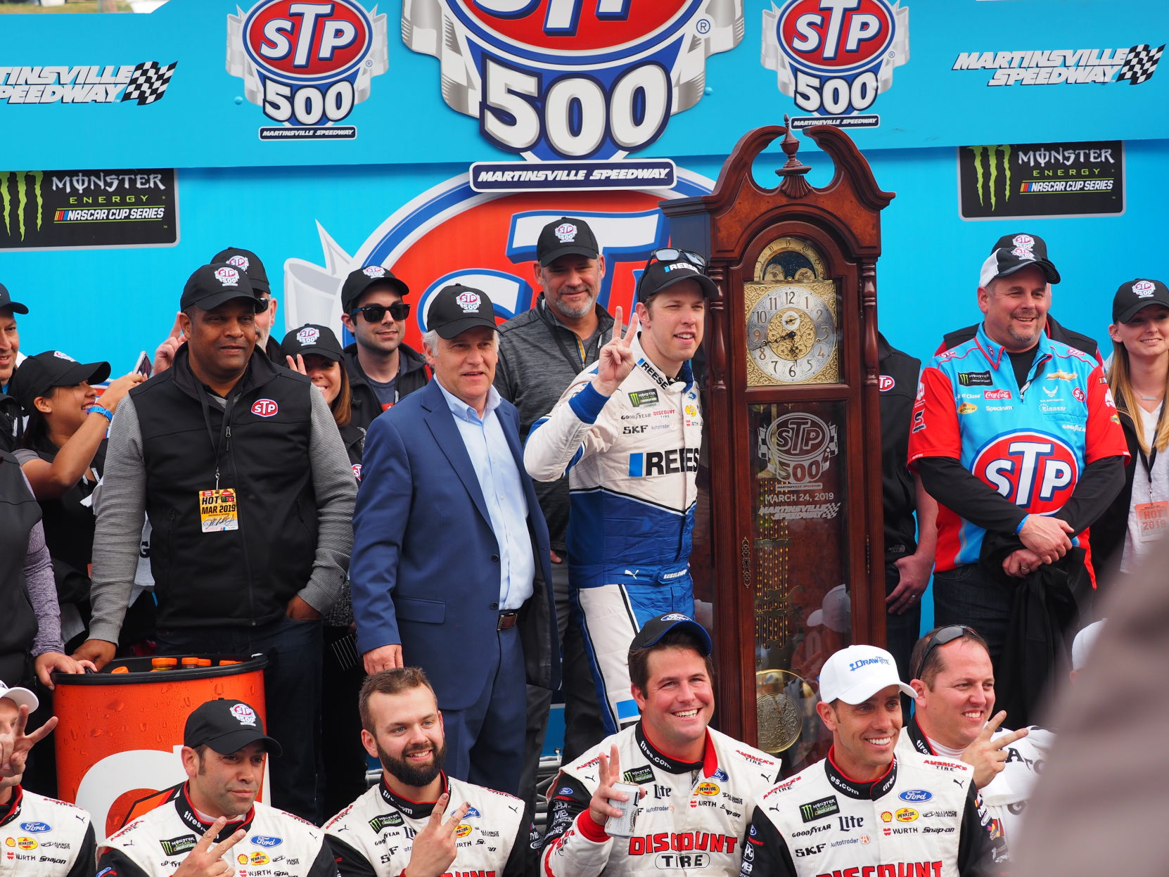 STP 500 KESELOWSKI CREW
